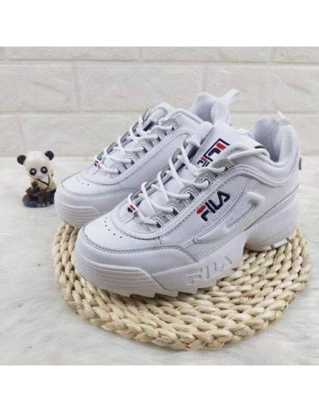 fila disruptor white size 6