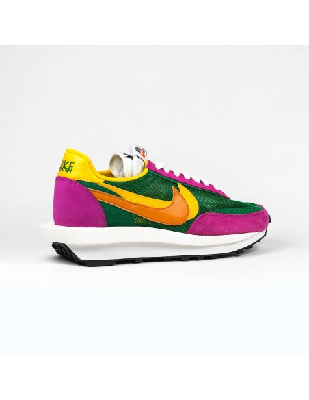 sacai nike waffle green